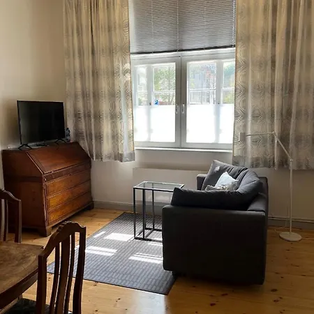 - Schweriner Altstadt - 9 *